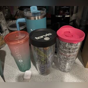🔮 4 Insulated Travel Tumblers with Logos (5/$25)